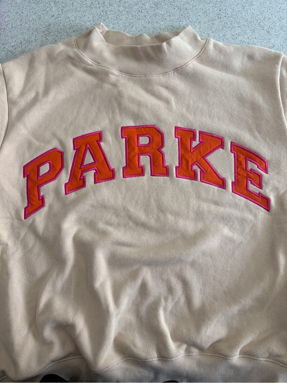 NIB Parke x Dunkin Crewneck in latte L/XL
